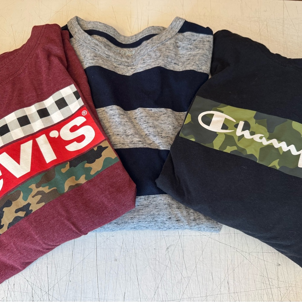 Kids Long Sleeve Tees - Burgundy, Gray, Black Levi’s -cat and Jack and Champion